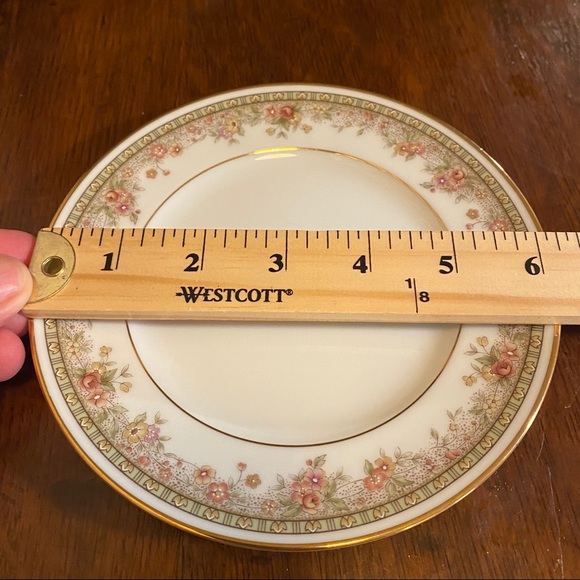 SALE Morning Jewel Place 5 Piece Place Setting - Picture 9 of 13